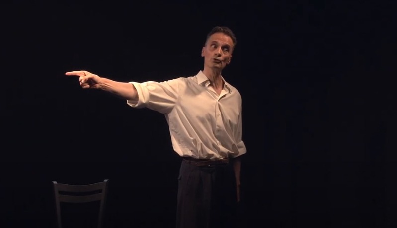 l'étranger - lumiere nicolas barraud